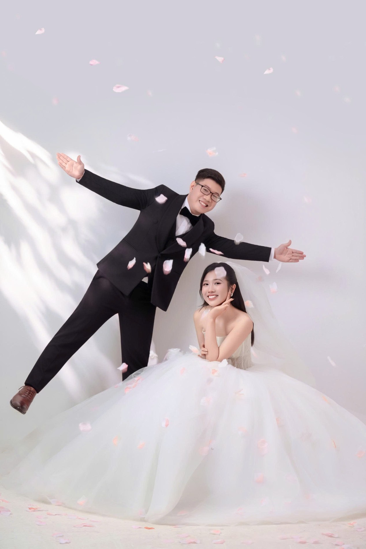 thiệp cưới online